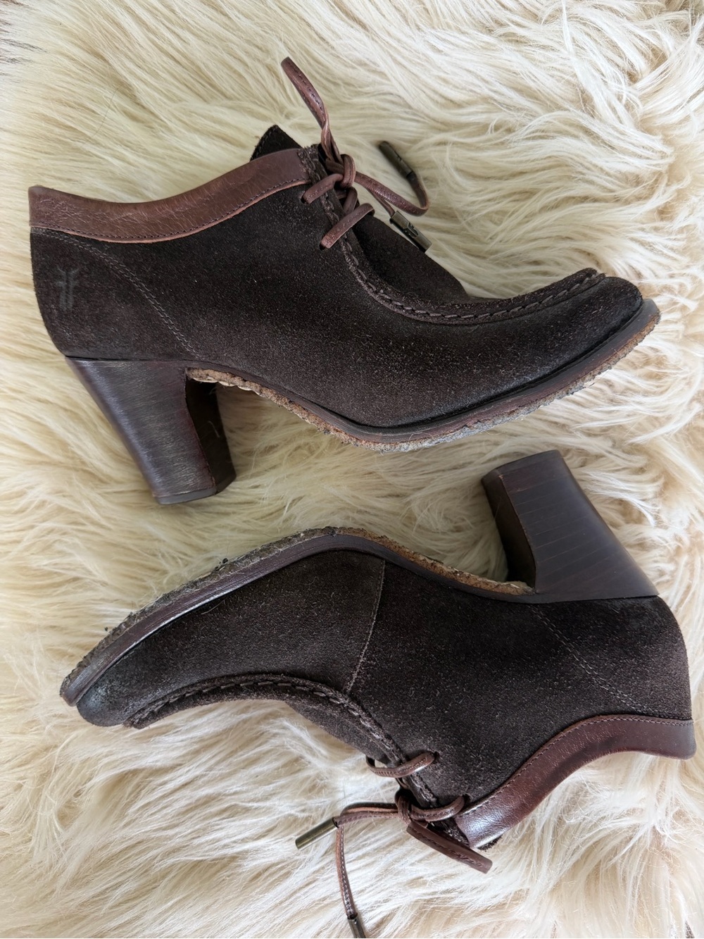 Frye Brown Leather Lace Up Oxford Heels 7.5 Rustic Cottage Boho Vintage Style